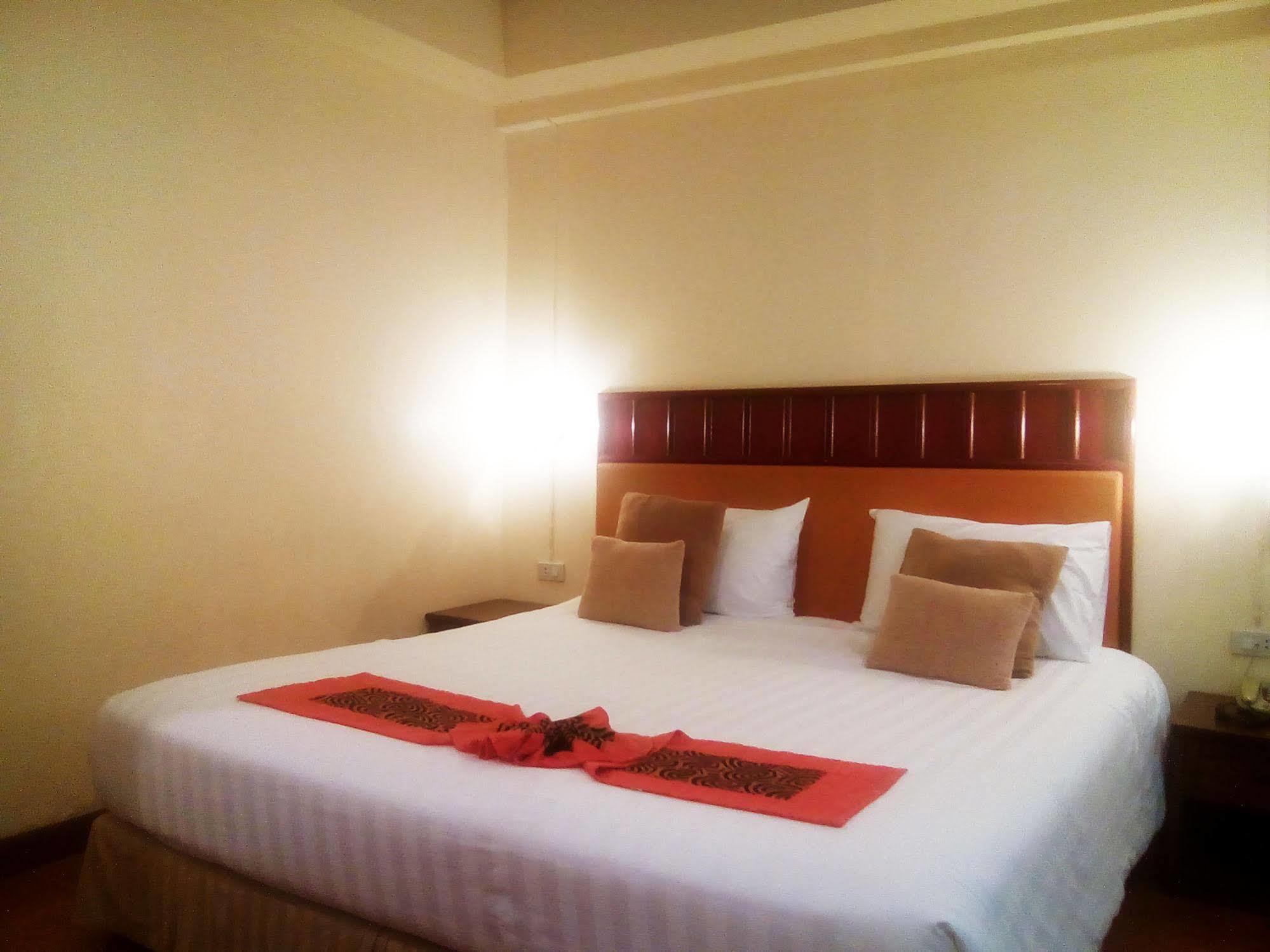 Ban Chanchay Hua Hin Ngoại thất bức ảnh